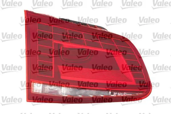 Feu arrière VALEO 044608